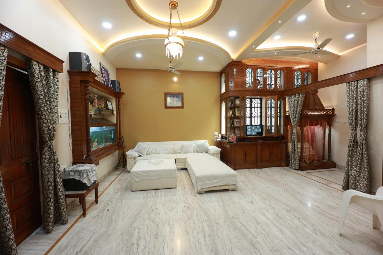 Kapoor Sahab Homestay : It'S A Home Away From Home. พาราณสี ภายนอก รูปภาพ